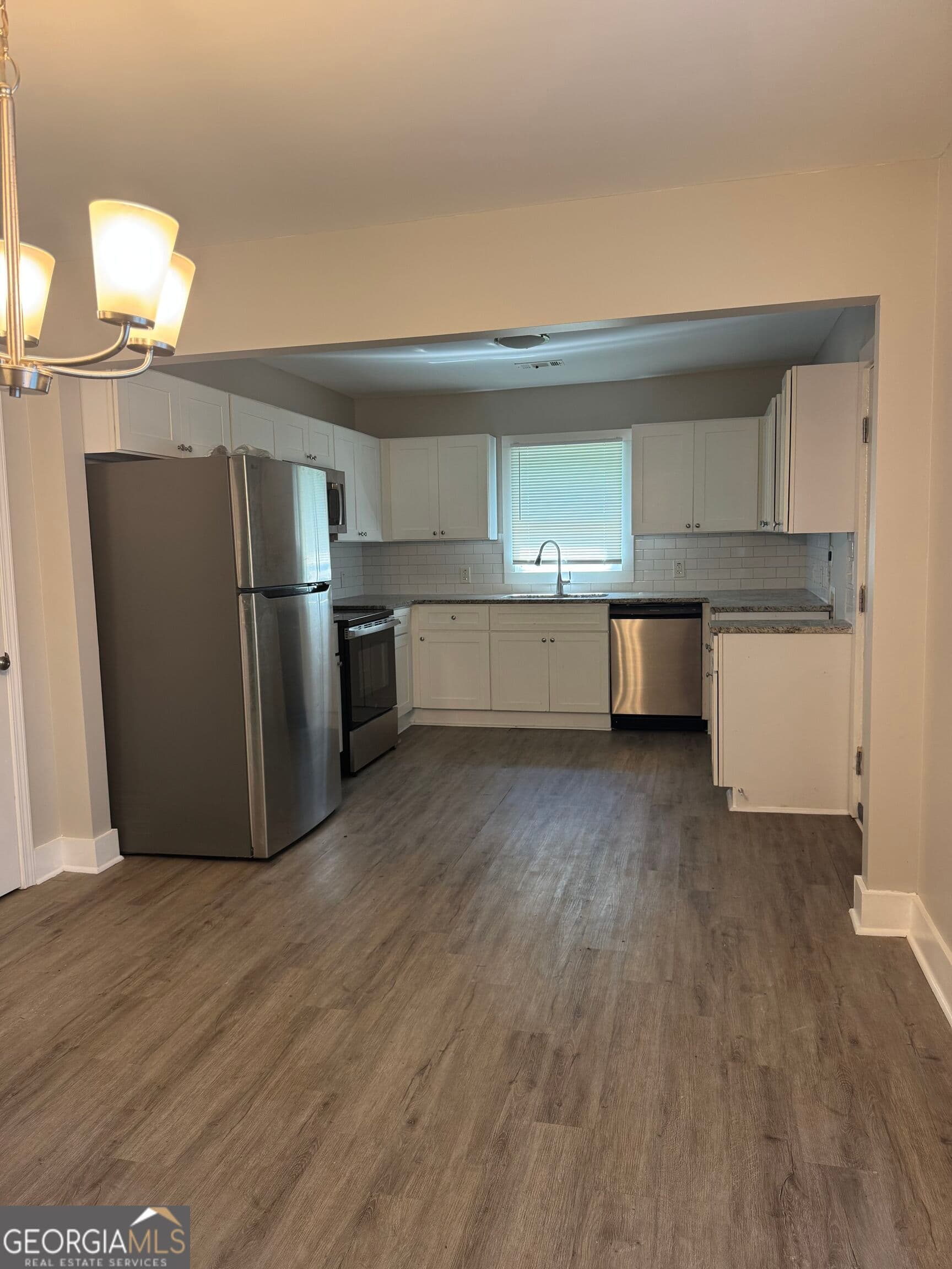3 bedroom, 2 bathroom, 1,212 sq ft single family residence for rent at 1174 Dolphin Drive, Atlanta, GA 30311 for $2,200 a month — photo 7