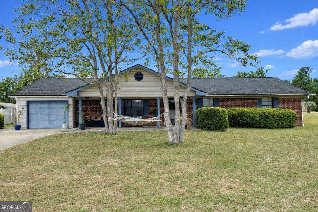 3 bedroom, 2 bathroom, 1,472 sq ft single family residence sold at 131 Fawn Lane, Blackshear, GA 31516