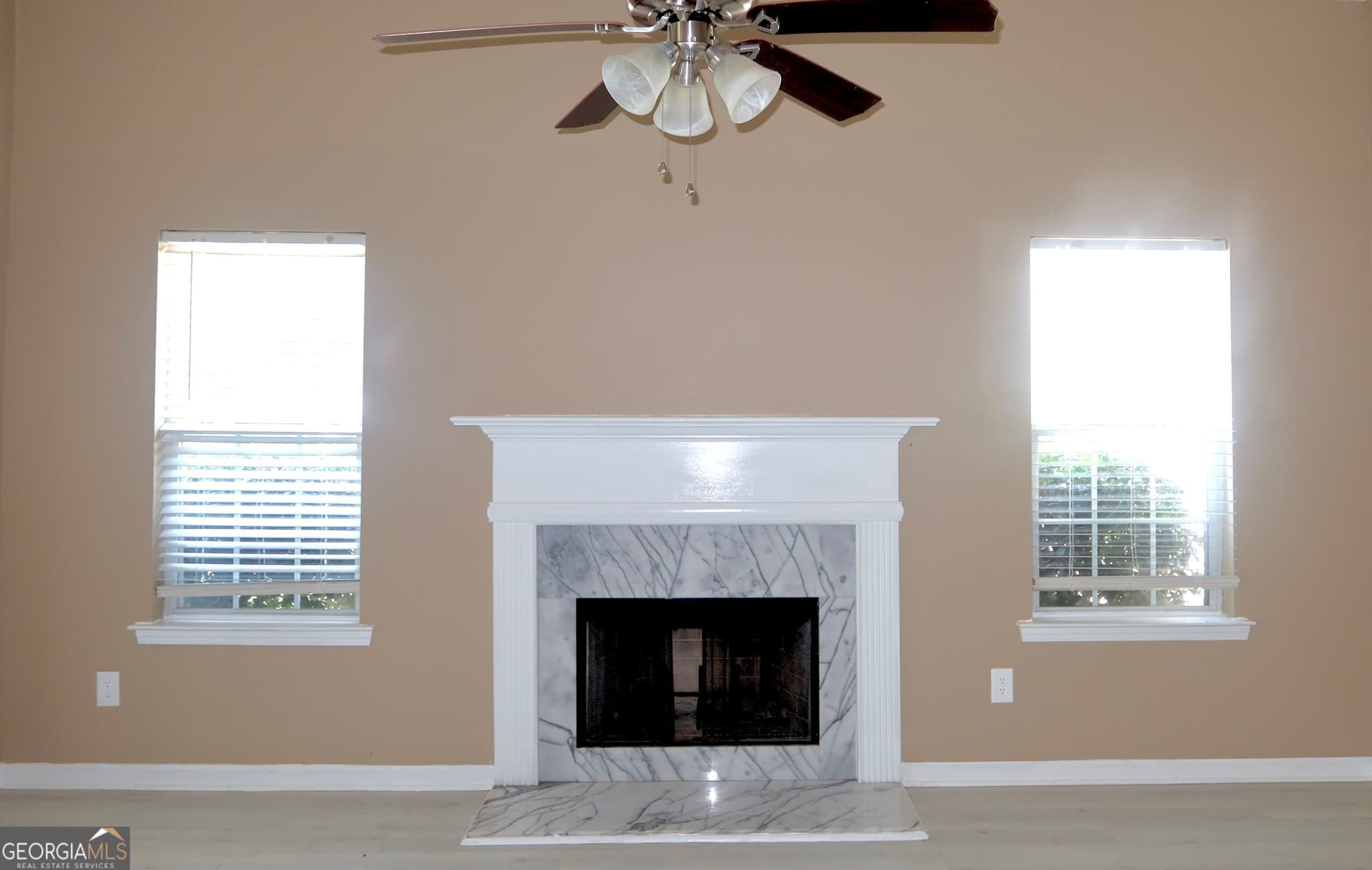 3 bedroom, 2 bathroom, 1,547 sq ft townhouse for sale at 6534 Wellington Chase Court, Lithonia, GA 30058 — photo 5