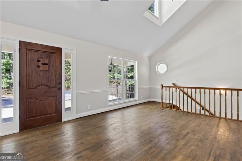 4 bedroom, 3.5 bathroom, 3,060 sq ft single family residence for sale at 825 Rue Fluer De Lis, Lavonia, GA 30553 — photo 8