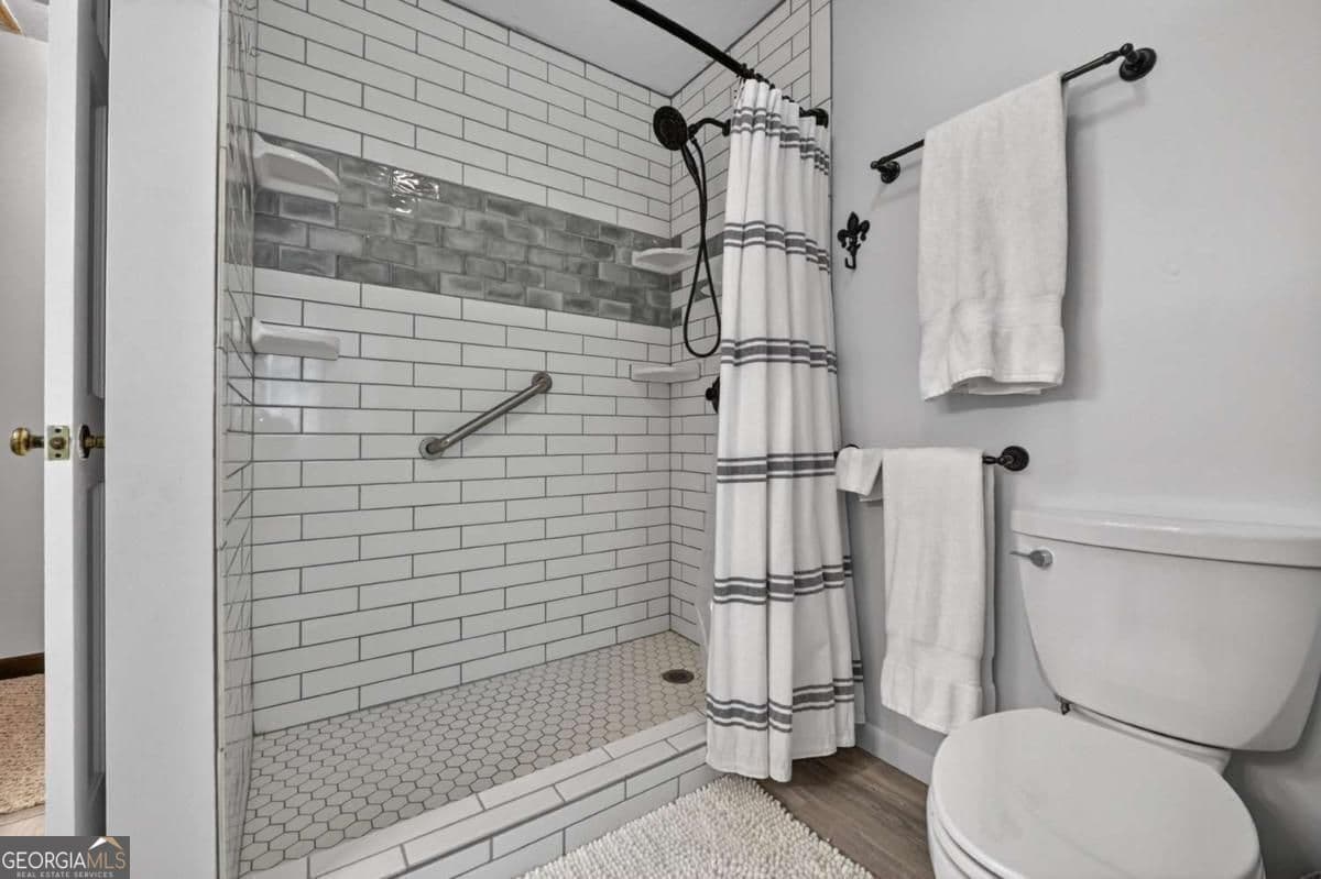 3 bedroom, 2.5 bathroom, 2,350 sq ft single family residence for sale at 47 Harris Drive, Blue Ridge, GA 30513 — photo 7