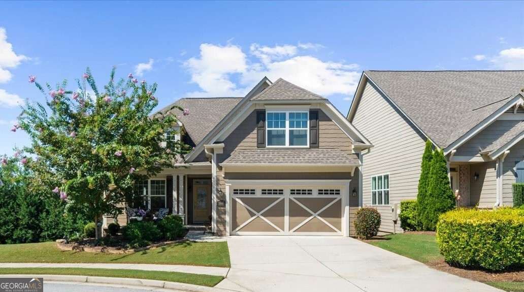 3 bedroom, 3 bathroom, 3,666 sq ft single family residence for sale at 3846 English Oak Drive, Gainesville, GA 30504 — photo 1 of 58