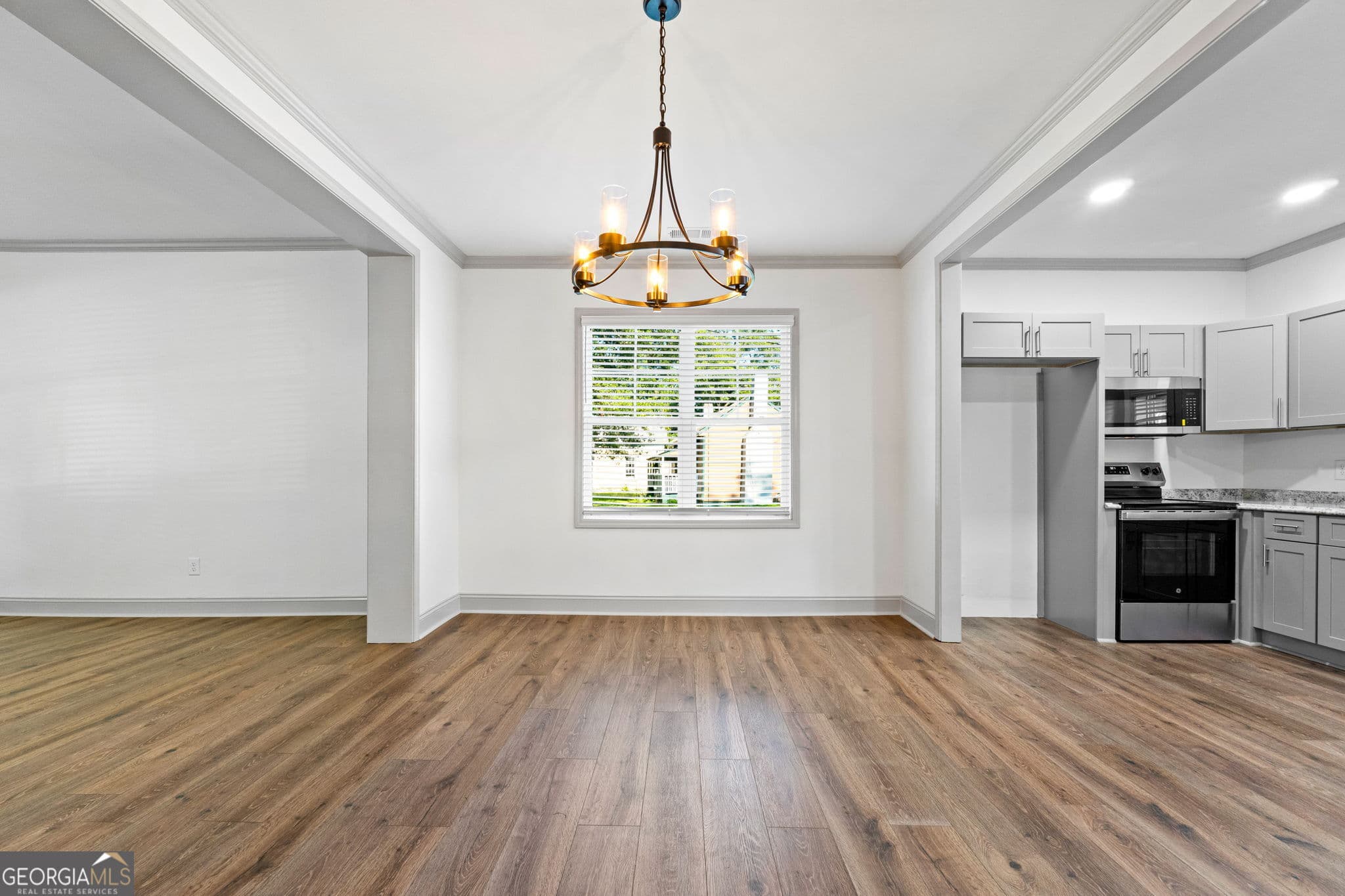 2 bedroom, 2 bathroom, 1,472 sq ft single family residence for sale at 347 Ww Carr Avenue, Jackson, GA 30233 — photo 10