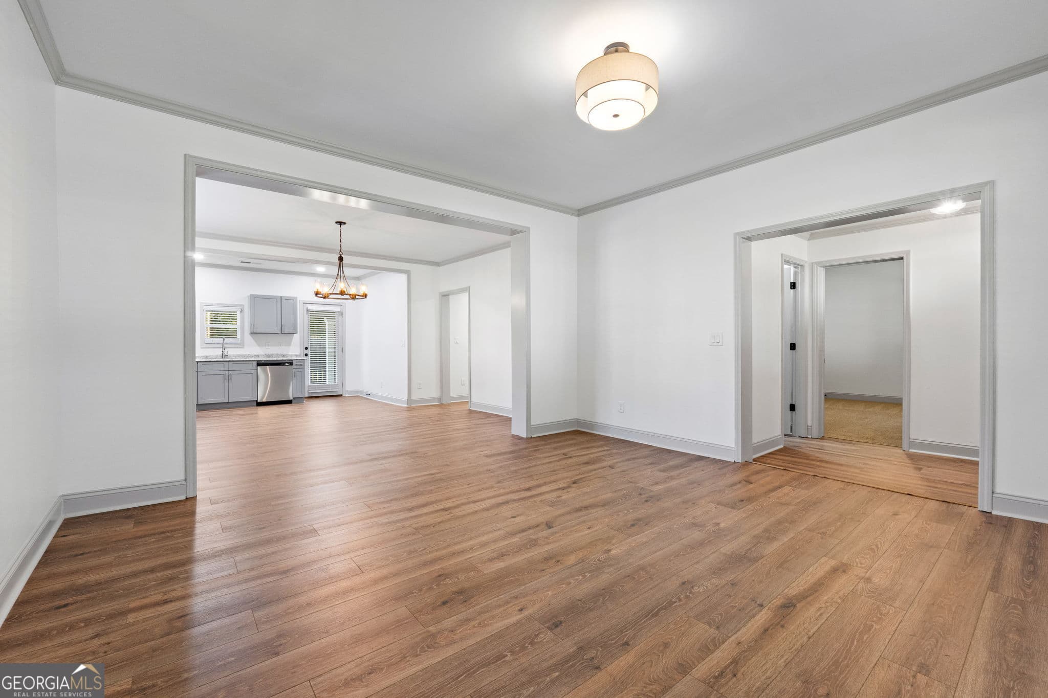2 bedroom, 2 bathroom, 1,472 sq ft single family residence for sale at 347 Ww Carr Avenue, Jackson, GA 30233 — photo 8