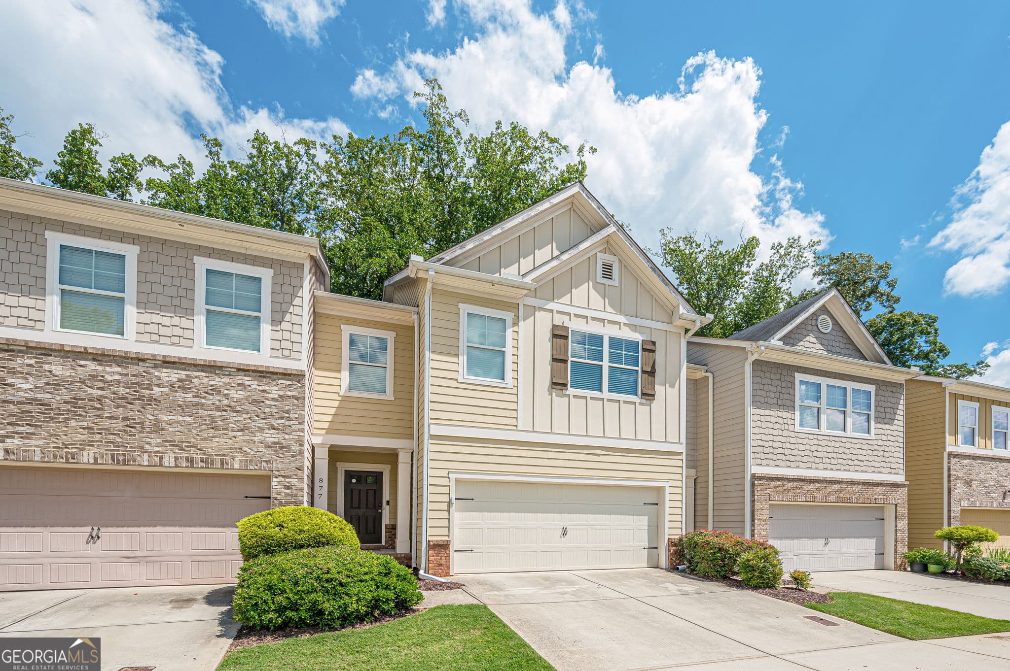 3 bedroom, 2.5 bathroom, 1,827 sq ft townhouse for sale at 877 Whittington Parkway, Marietta, GA 30060 — photo 4