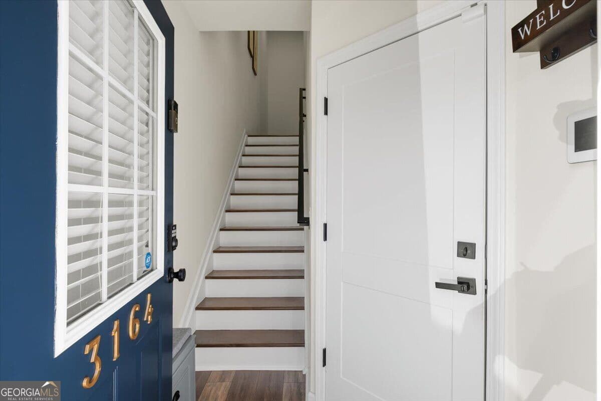 2 bedroom, 2.5 bathroom, 1,650 sq ft single family residence for sale at 3164 Mill Springs Circle, Buford, GA 30519 — photo 6