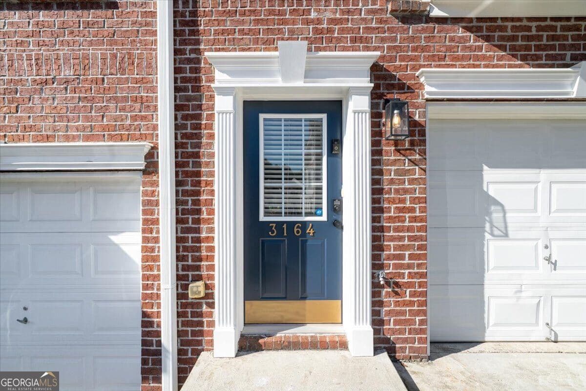 2 bedroom, 2.5 bathroom, 1,650 sq ft single family residence for sale at 3164 Mill Springs Circle, Buford, GA 30519 — photo 5
