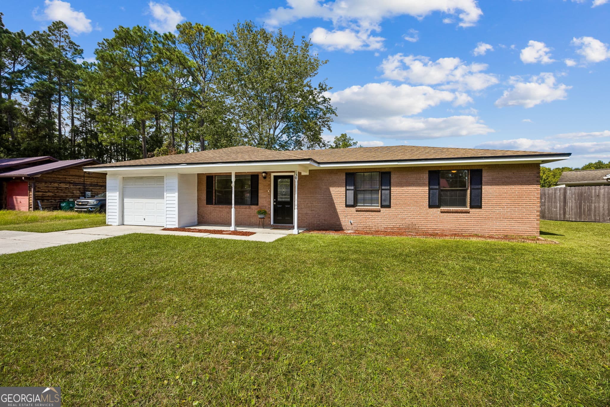 3 bedroom, 2 bathroom, 966 sq ft single family residence for sale at 130 Tapique Circle, St. Marys, GA 31558 — photo 3