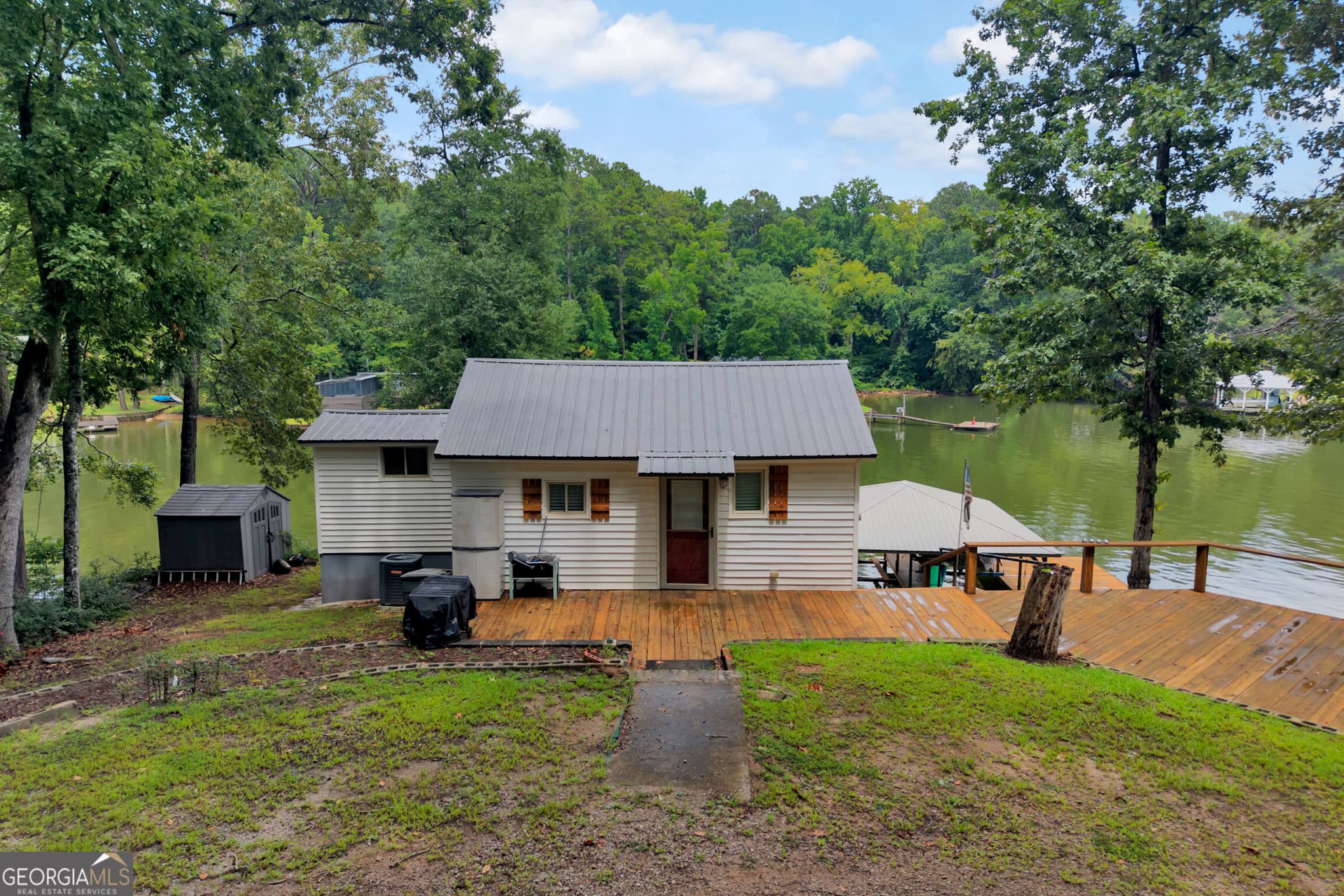 1 bedroom, 1 bathroom, 750 sq ft cabin,single family residence for sale at 1735 Campbell Road, Covington, GA 30014 — photo 2