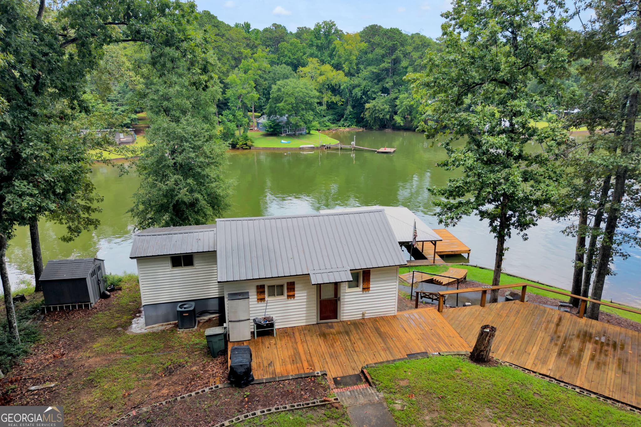 1 bedroom, 1 bathroom, 750 sq ft cabin,single family residence for sale at 1735 Campbell Road, Covington, GA 30014 — photo 1 of 29