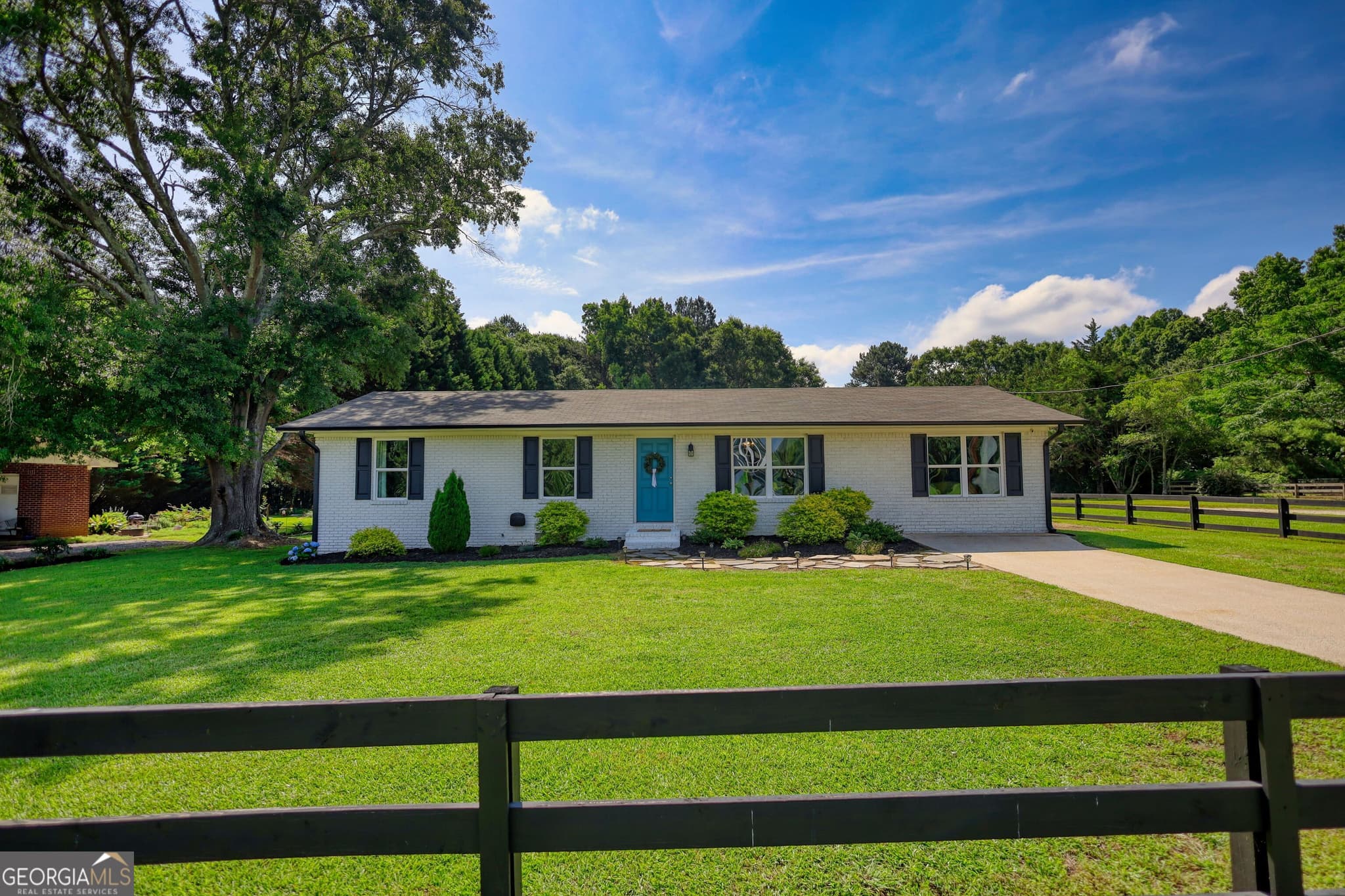 4 bedroom, 2 bathroom, 1,450 sq ft single family residence sold at 3417 Highway 11, Mansfield, GA 30055