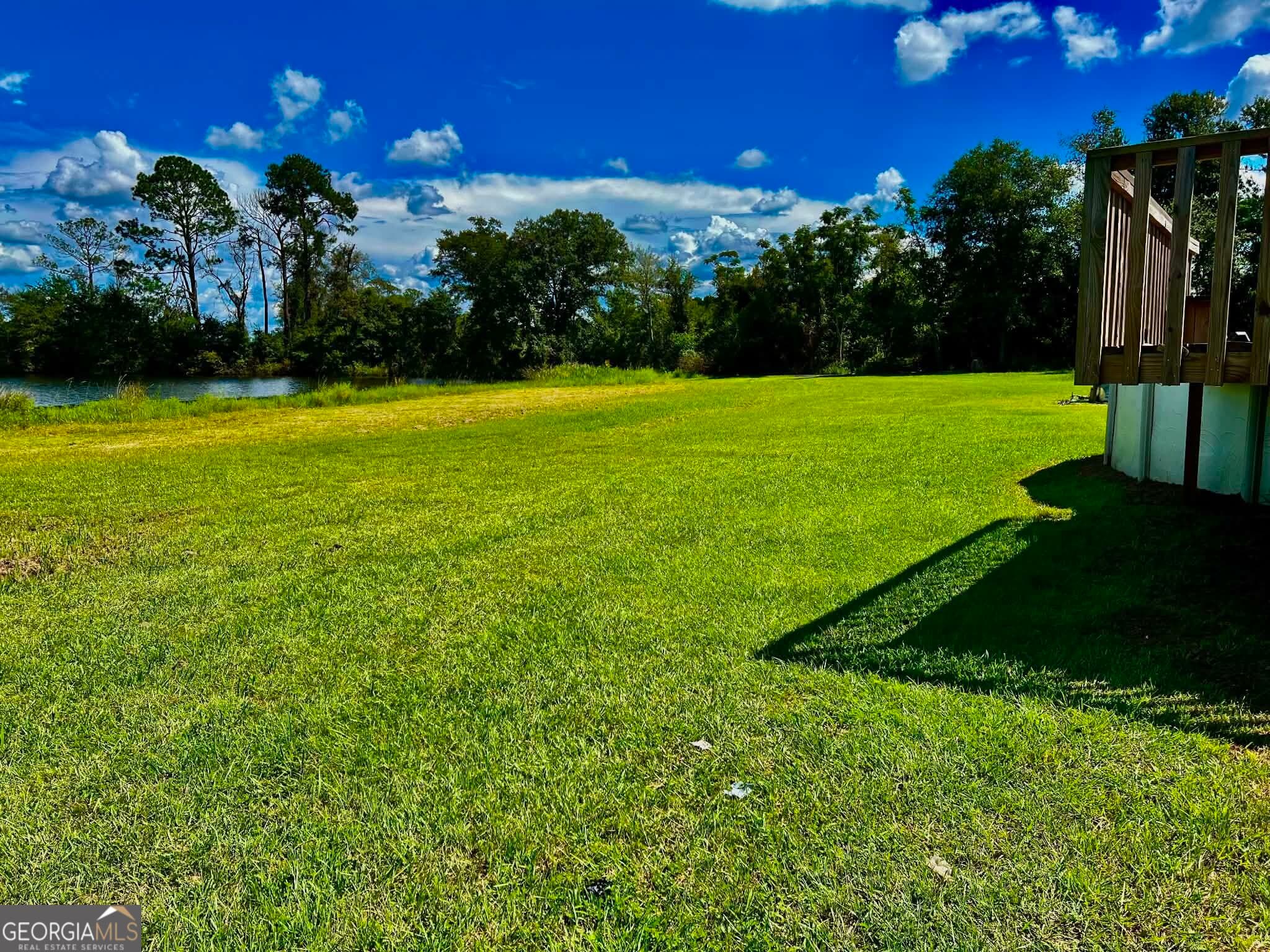 4 bedroom, 2 bathroom, 1,809 sq ft single family residence for sale at 176 Matts Way, Douglas, GA 31535 — photo 9