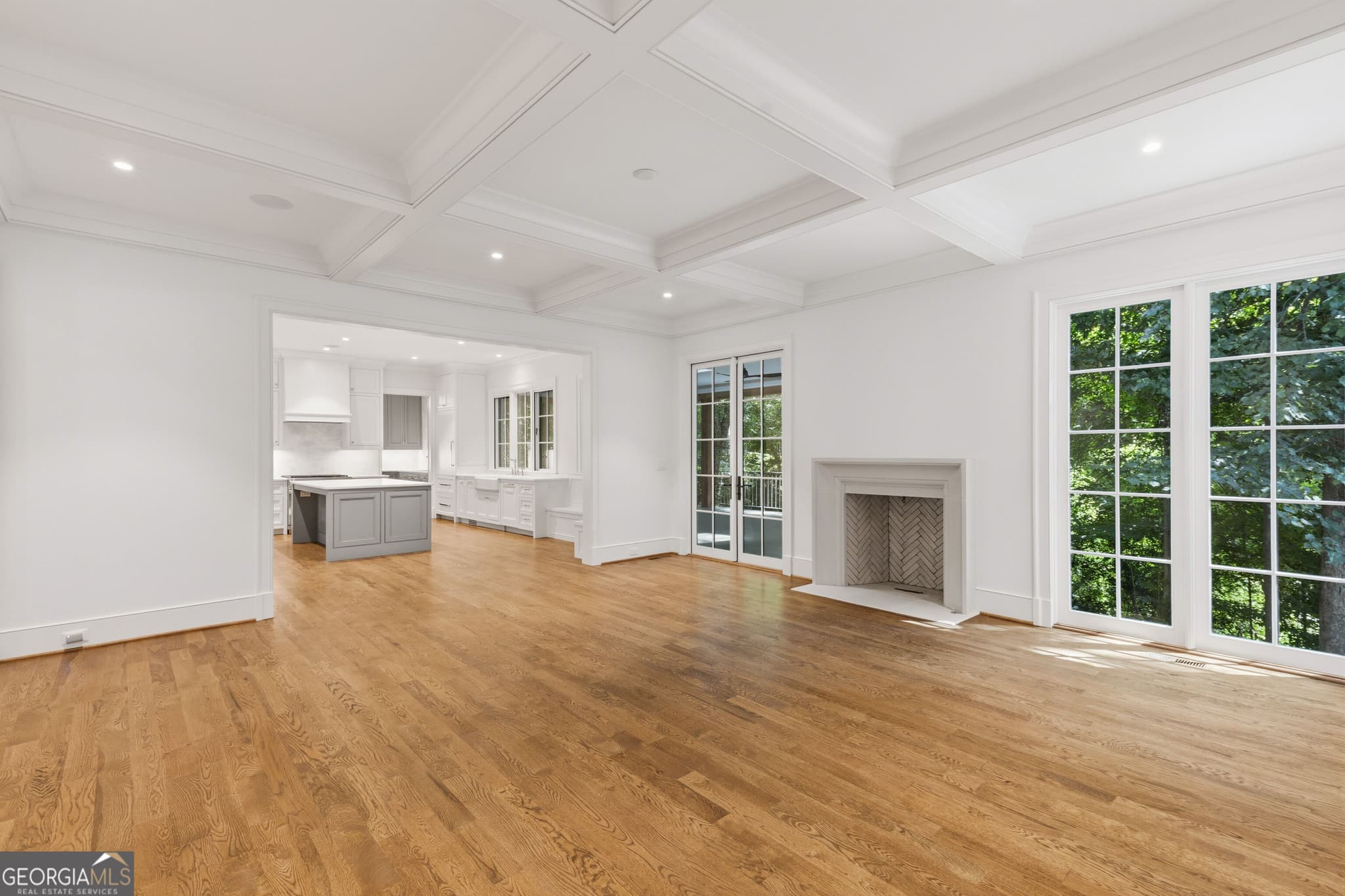 5 bedroom, 5 bathroom single family residence for sale at 4095 Glen Devon Drive, Atlanta, GA 30327 — photo 6