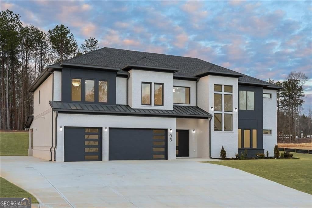 5 bedroom, 4.5 bathroom, 4,890 sq ft single family residence for sale at 93 Rocky Ridge Way, Auburn, GA 30011 — photo 2