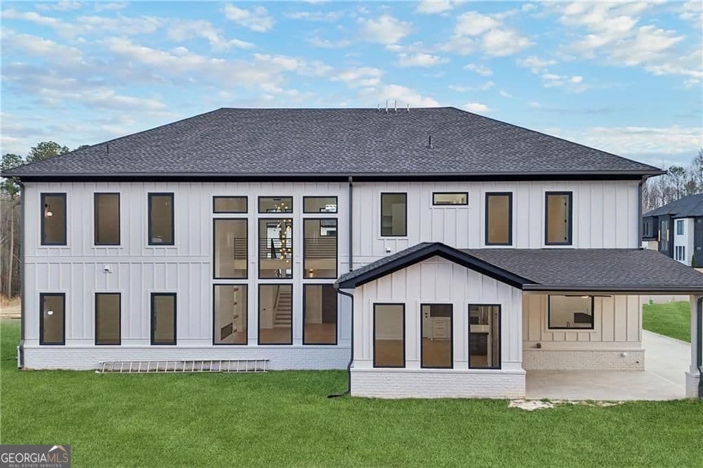 5 bedroom, 4.5 bathroom, 4,890 sq ft single family residence for sale at 93 Rocky Ridge Way, Auburn, GA 30011 — photo 8