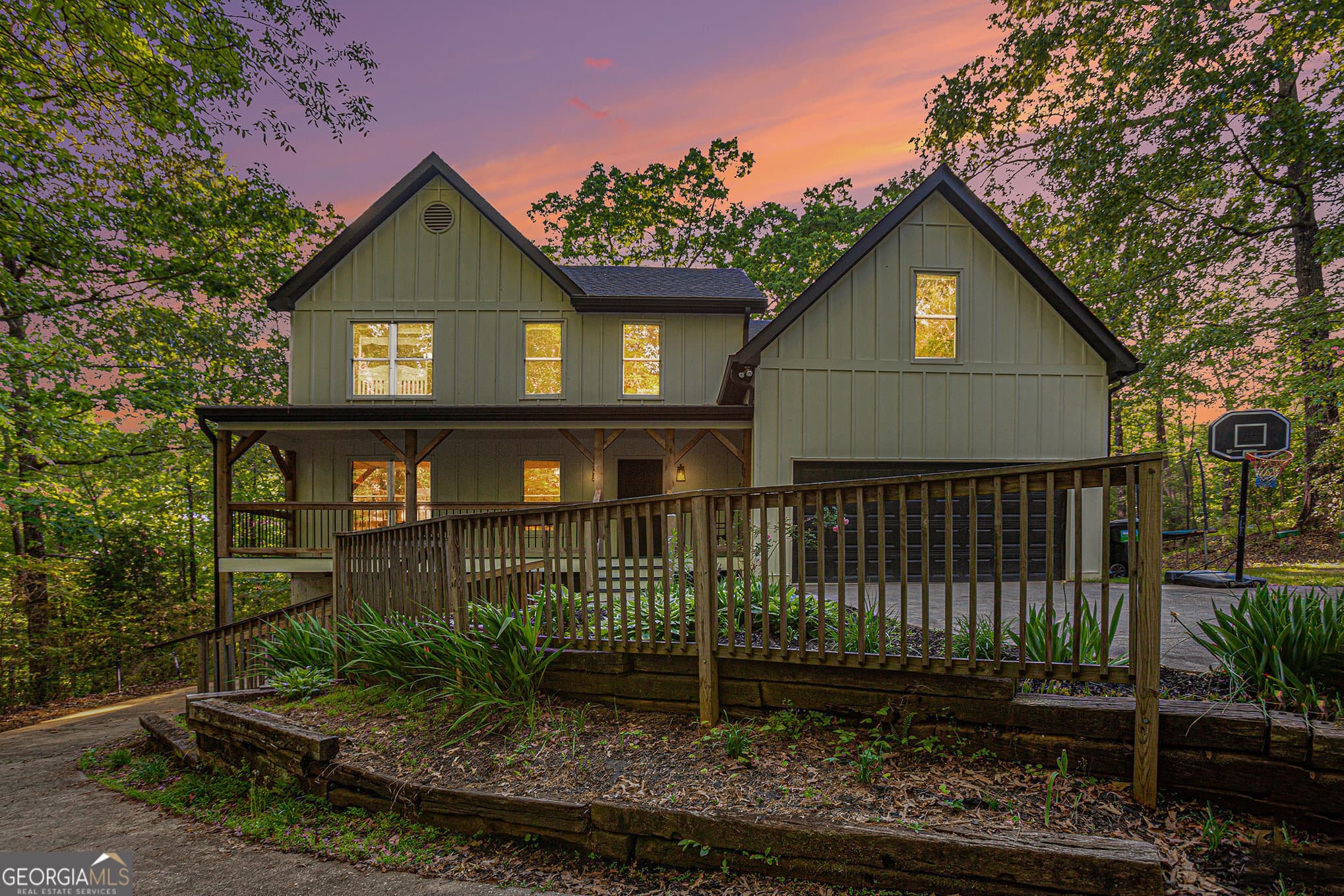 4 bedroom, 2.5 bathroom, 2,601 sq ft single family residence sold at 4614 Riveredge Cove, Snellville, GA 30039