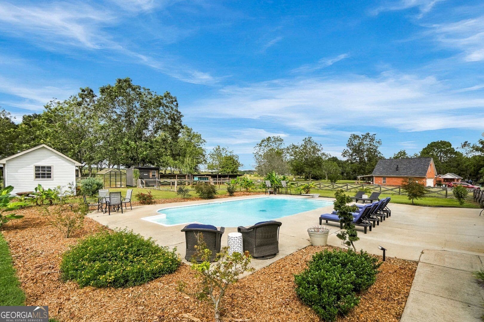 6 bedroom, 4 bathroom, 4,164 sq ft single family residence for sale at 187 Overlook Trail, Williamson, GA 30292 — photo 6