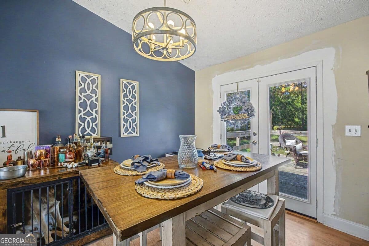 4 bedroom, 3 bathroom, 1,276 sq ft single family residence for sale at 189 Robert Drive, Braselton, GA 30517 — photo 7