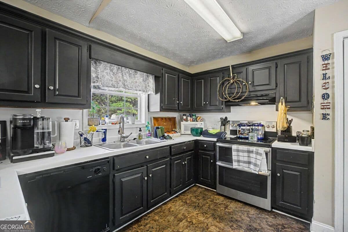 4 bedroom, 3 bathroom, 1,276 sq ft single family residence for sale at 189 Robert Drive, Braselton, GA 30517 — photo 10