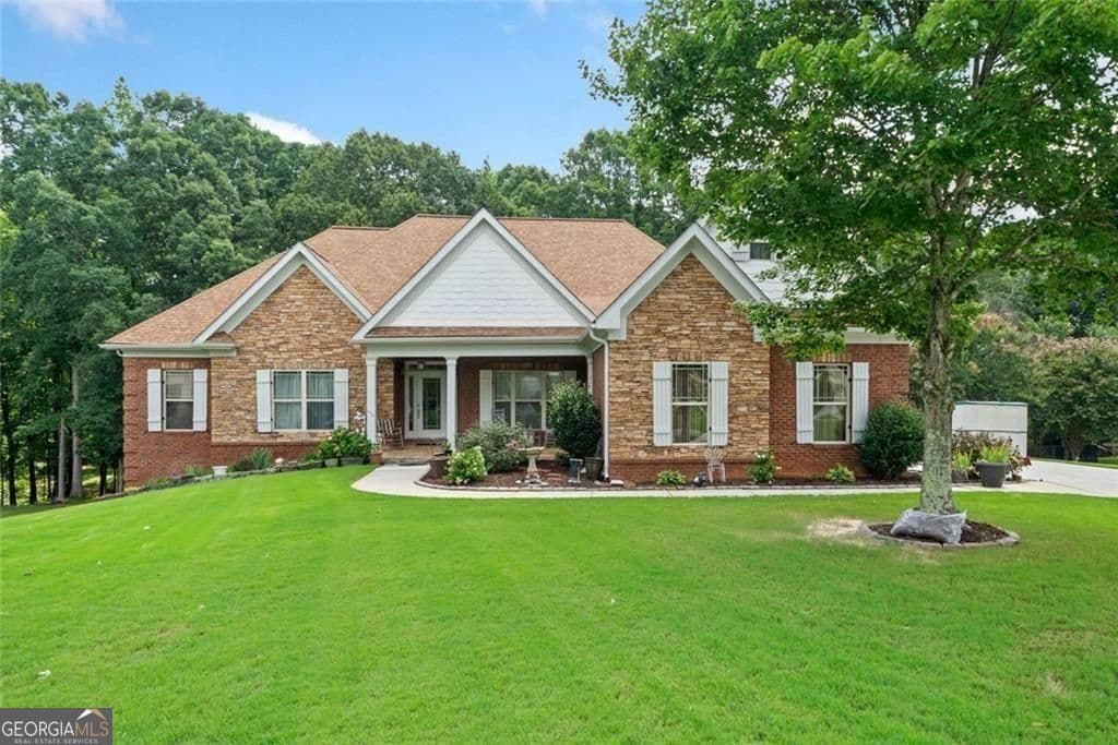 4 bedroom, 4 bathroom, 5,480 sq ft single family residence for sale at 2200 Spruce Lake Drive, Dacula, GA 30019