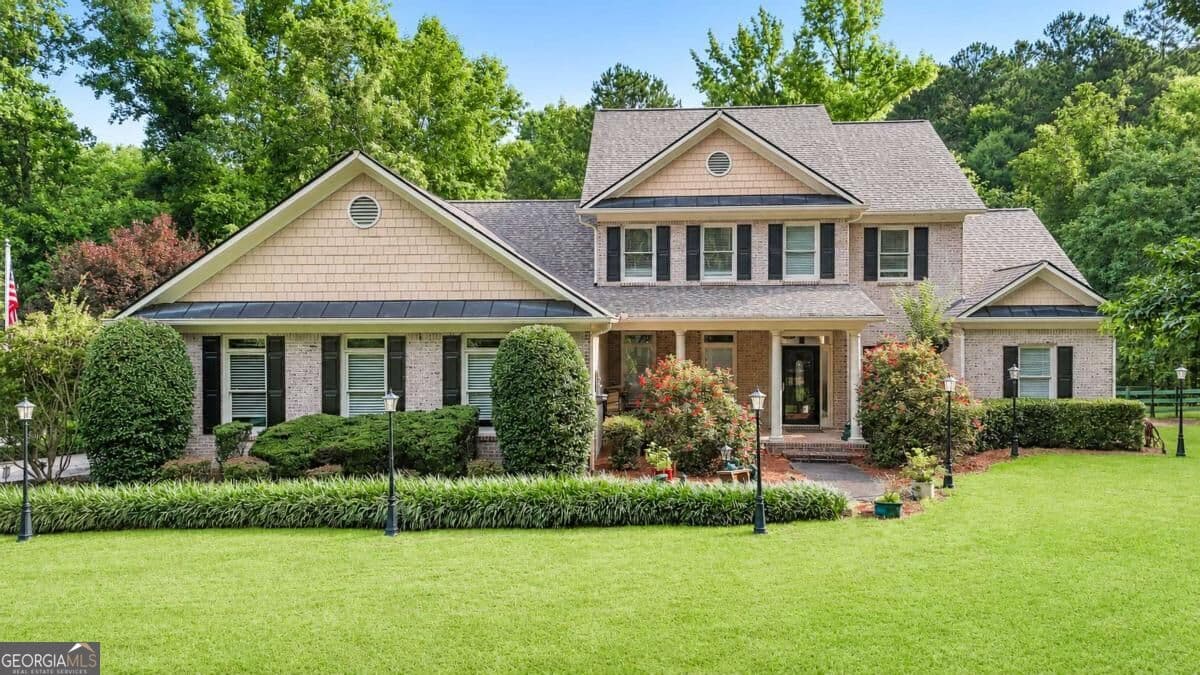5 bedroom, 4.5 bathroom, 5,060 sq ft single family residence for sale at 4816 Old Stilesboro Road, Acworth, GA 30101 — photo 3