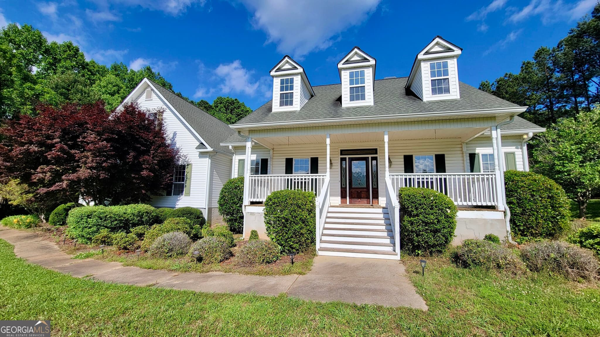 4 bedroom, 3.5 bathroom single family residence for sale at 306 Hutchinson Farms Road, Griffin, GA 30224 — photo 1 of 71