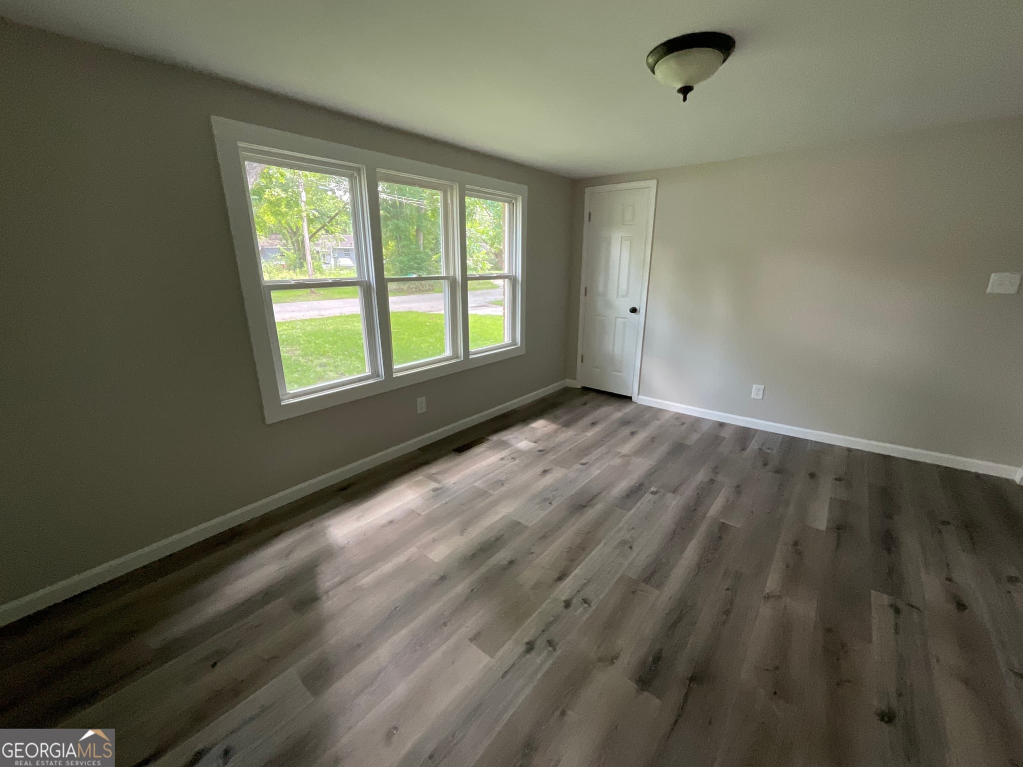 3 bedroom, 1 bathroom, 972 sq ft single family residence for sale at 46 King Street, Fort Valley, GA 31030 — photo 6
