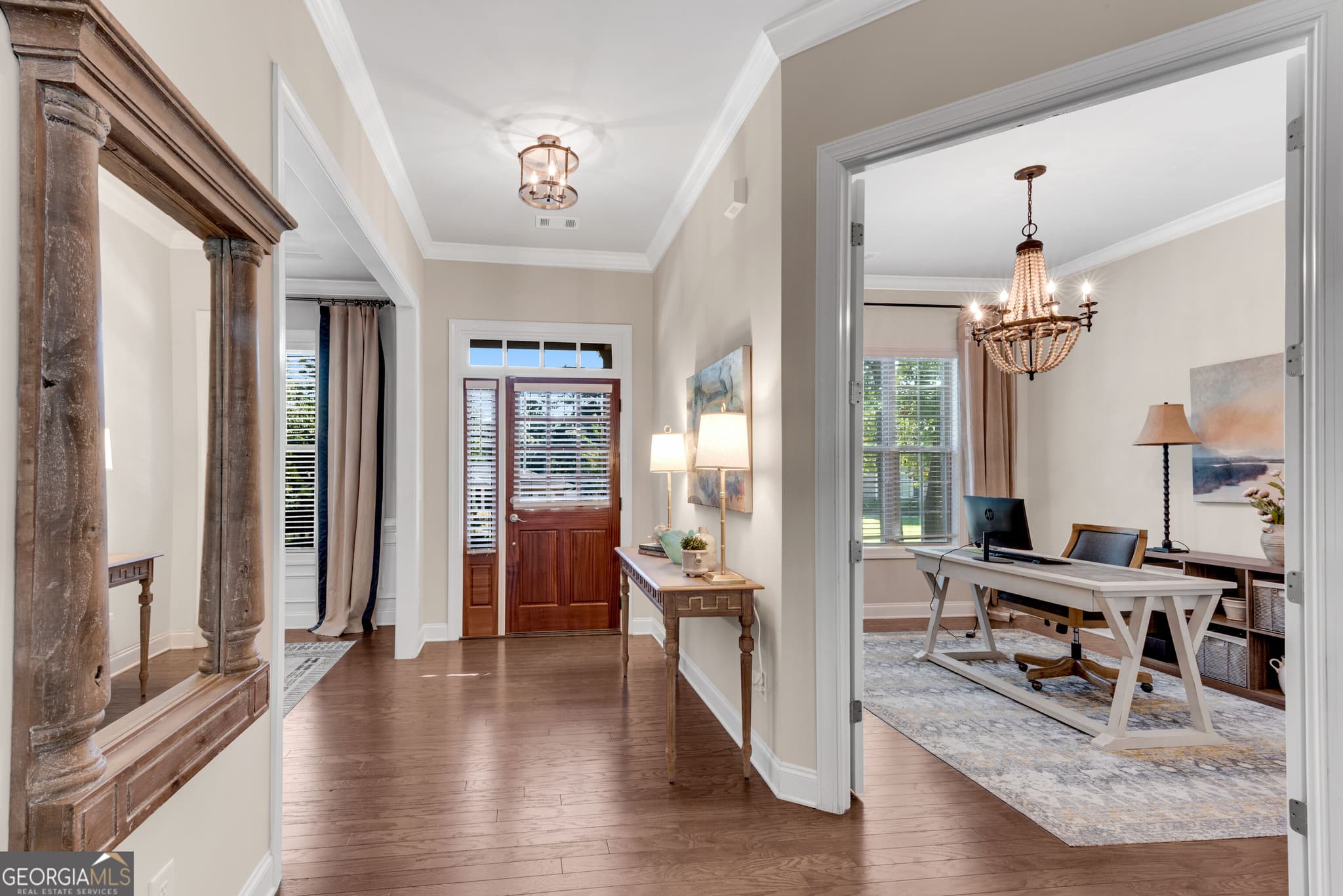 5 bedroom, 3.5 bathroom, 3,136 sq ft single family residence for sale at 2061 Lee Road, Smyrna, GA 30080 — photo 4