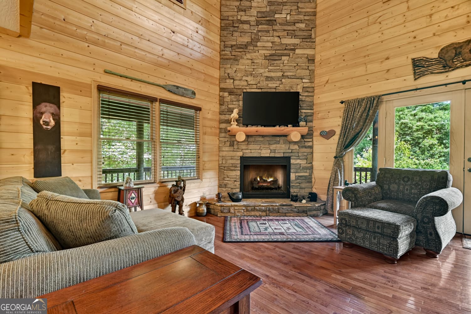 3 bedroom, 3 bathroom, 2,399 sq ft cabin,single family residence for sale at 603 Ashley Drive, Ellijay, GA 30540 — photo 10