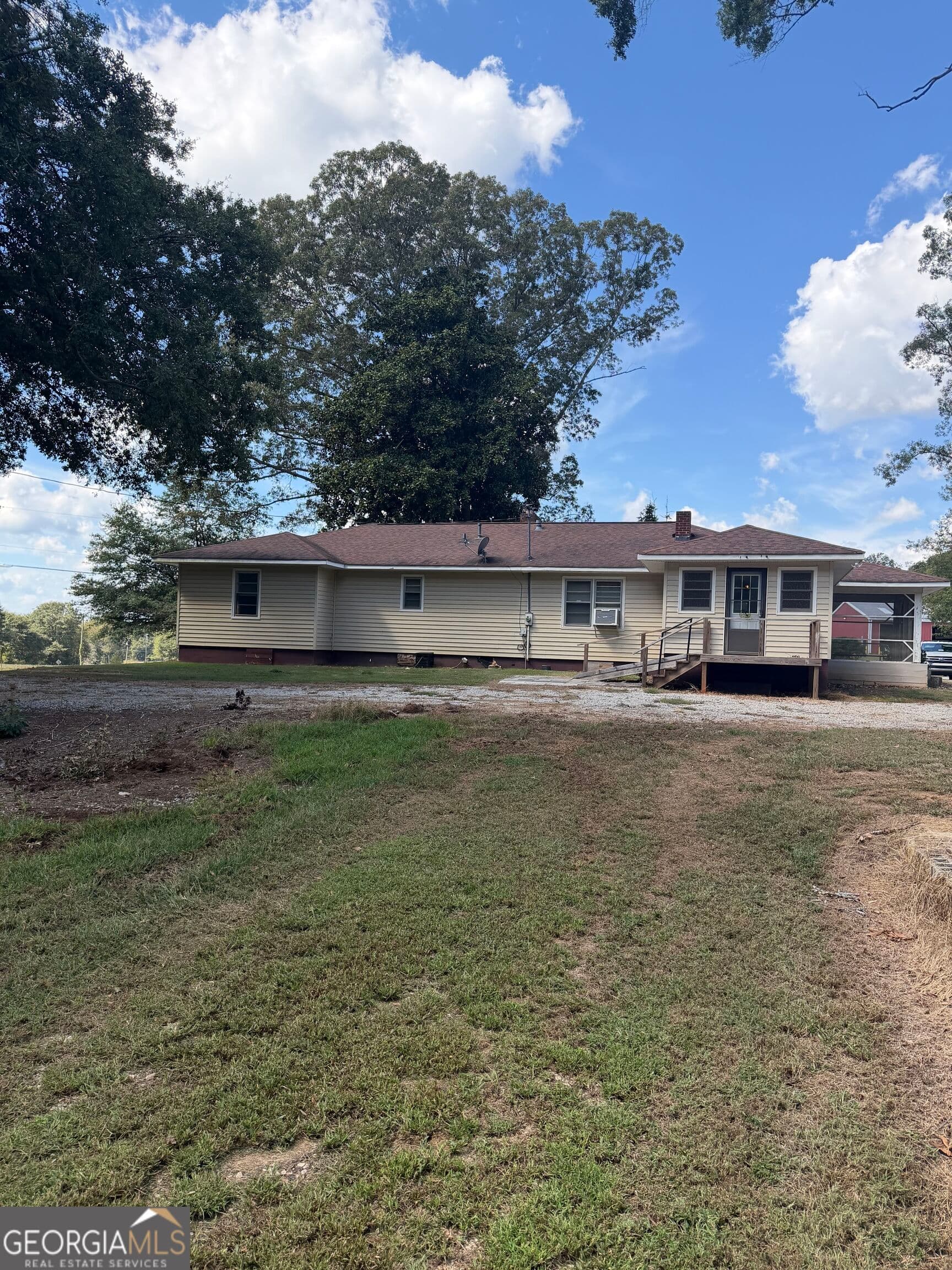 3 bedroom, 1 bathroom single family residence for sale at 1144 Clacktown Road, Winder, GA 30680 — photo 6