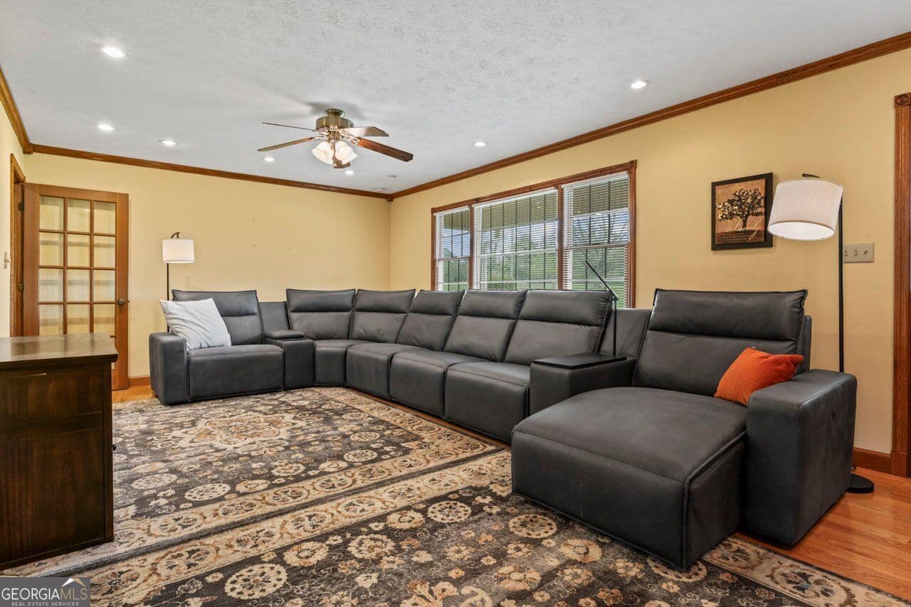 3 bedroom, 3 bathroom, 3,000 sq ft farm for sale at 161 Minter Drive, Hampton, GA 30228 — photo 8