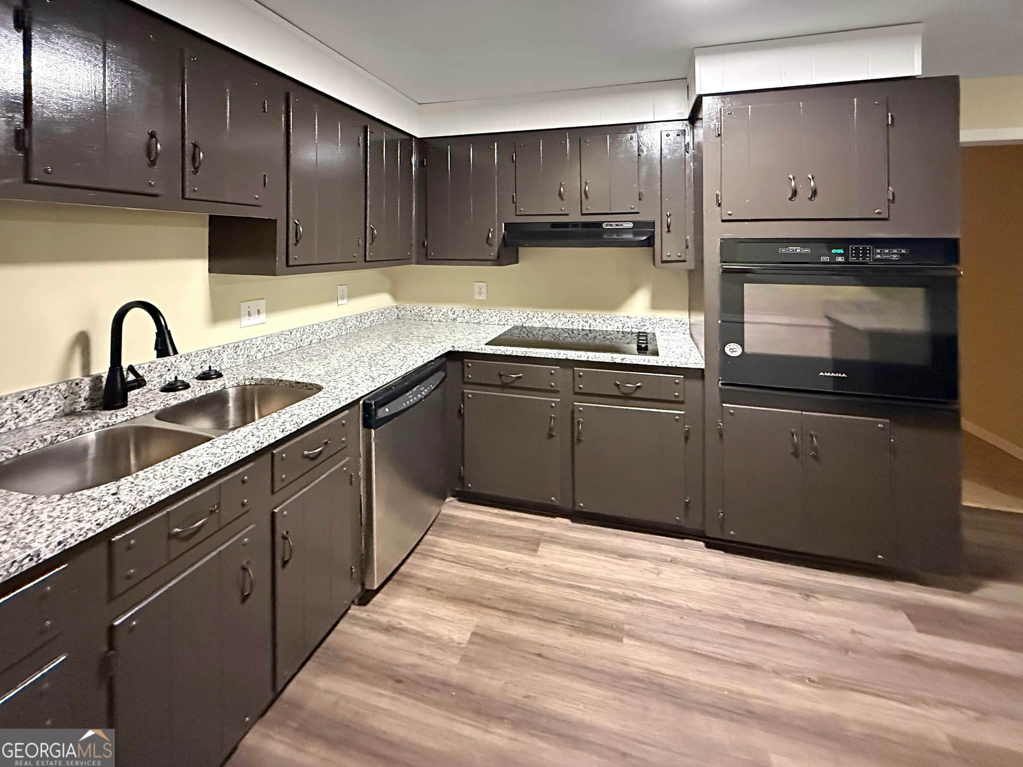 3 bedroom, 2 bathroom, 1,632 sq ft single family residence under contract at 209 Scarborough Road, Centerville, GA 31028 — photo 9