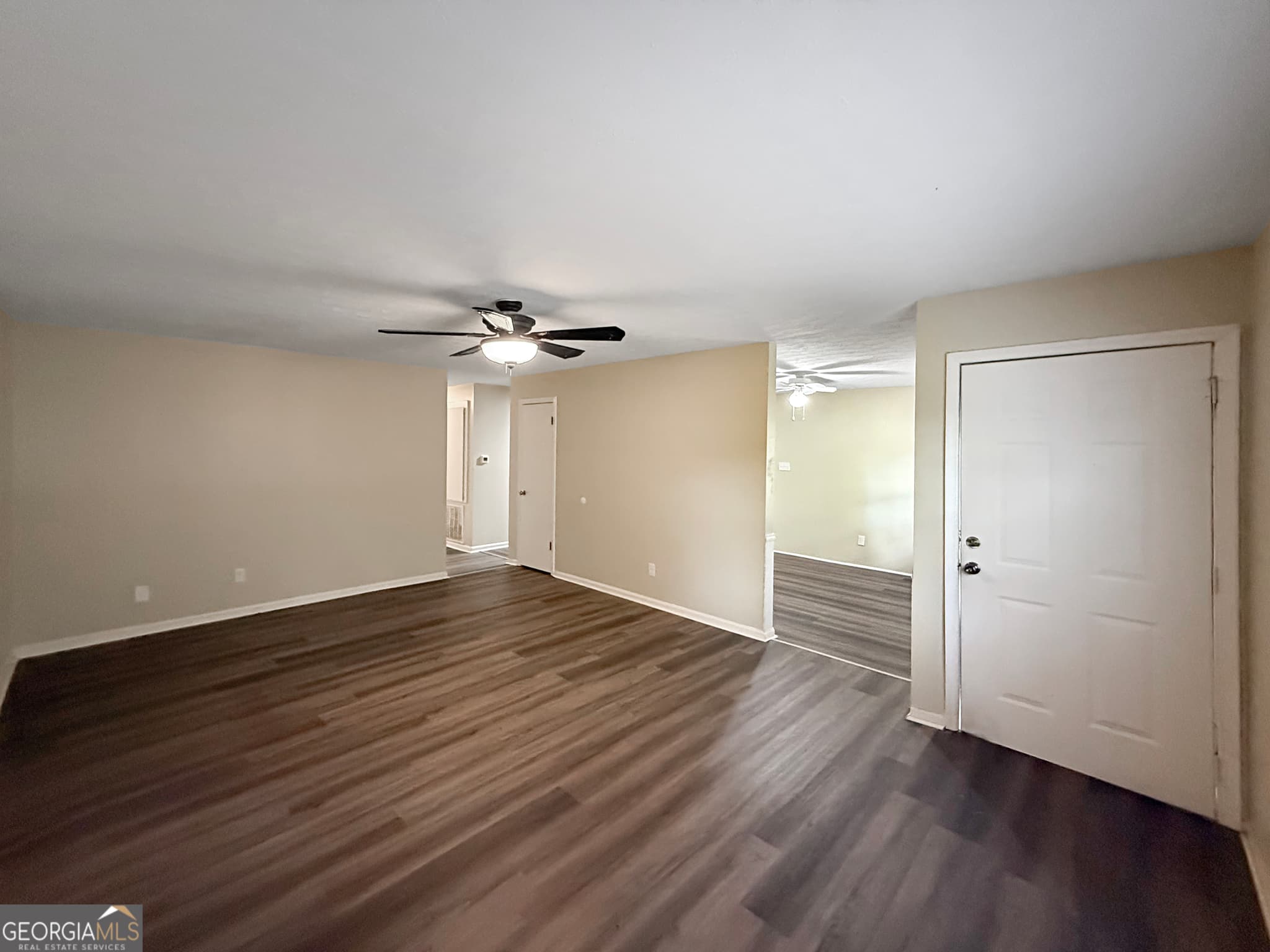 3 bedroom, 2 bathroom, 1,632 sq ft single family residence under contract at 209 Scarborough Road, Centerville, GA 31028 — photo 4