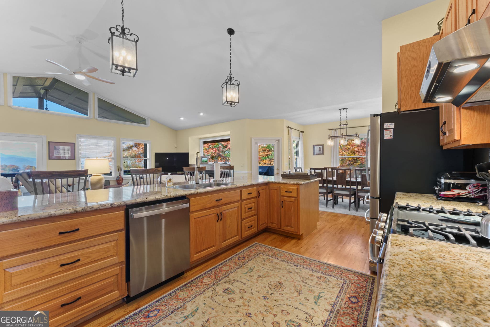 4 bedroom, 4 bathroom, 3,704 sq ft single family residence for sale at 79 Alex Mountain, Sky Valley, GA 30537 — photo 2
