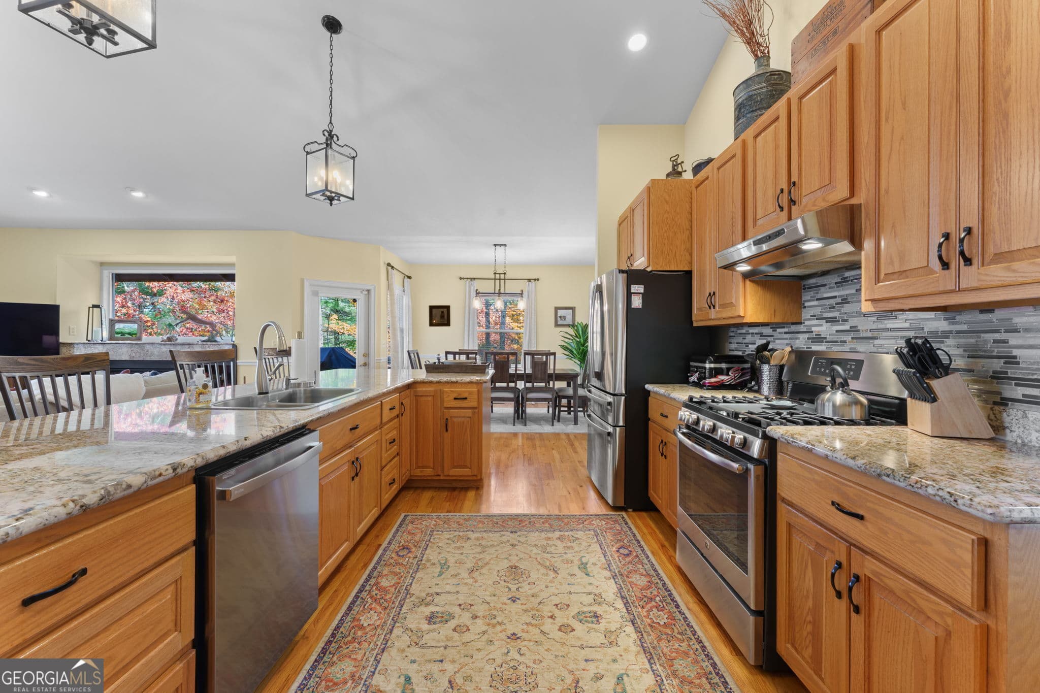 4 bedroom, 4 bathroom, 3,704 sq ft single family residence for sale at 79 Alex Mountain, Sky Valley, GA 30537 — photo 3