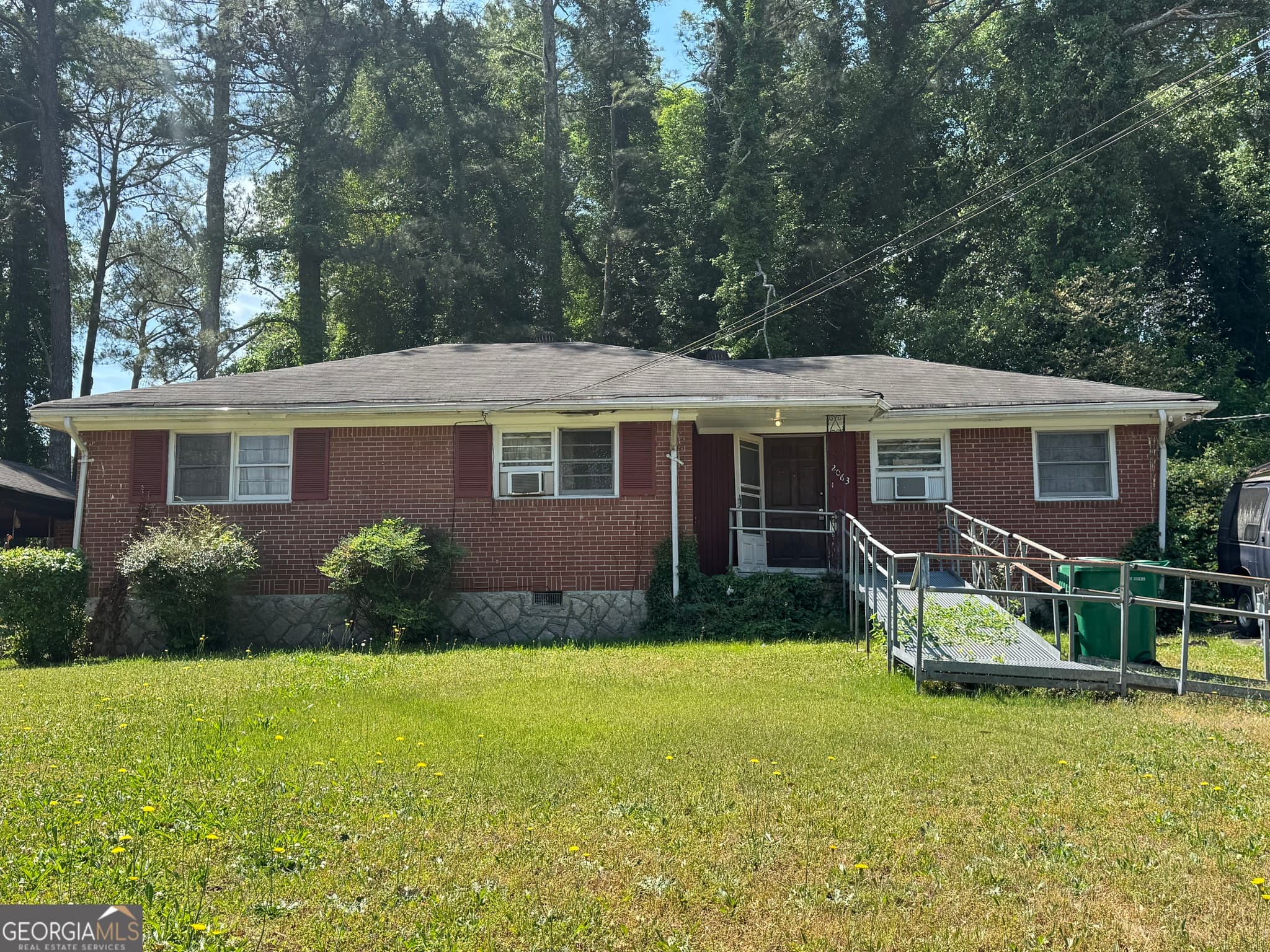 3 bedroom, 1.5 bathroom, 1,501 sq ft single family residence sold at 2063 Juanita Street, Decatur, GA 30032