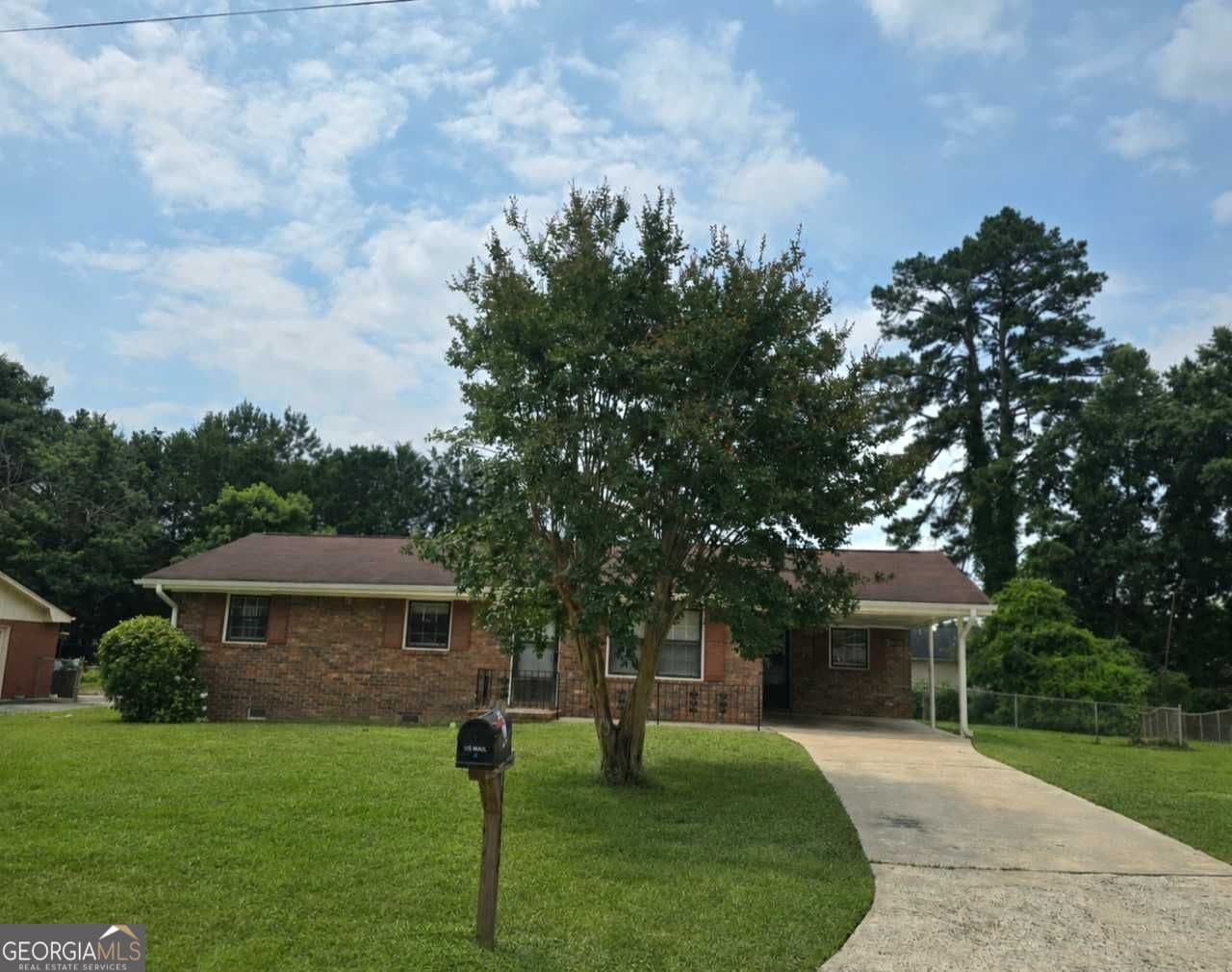 3 bedroom, 2 bathroom, 1,151 sq ft single family residence for rent at 6589 Allatoona Road, Morrow, GA 30260 for $1,700 a month — photo 1 of 1