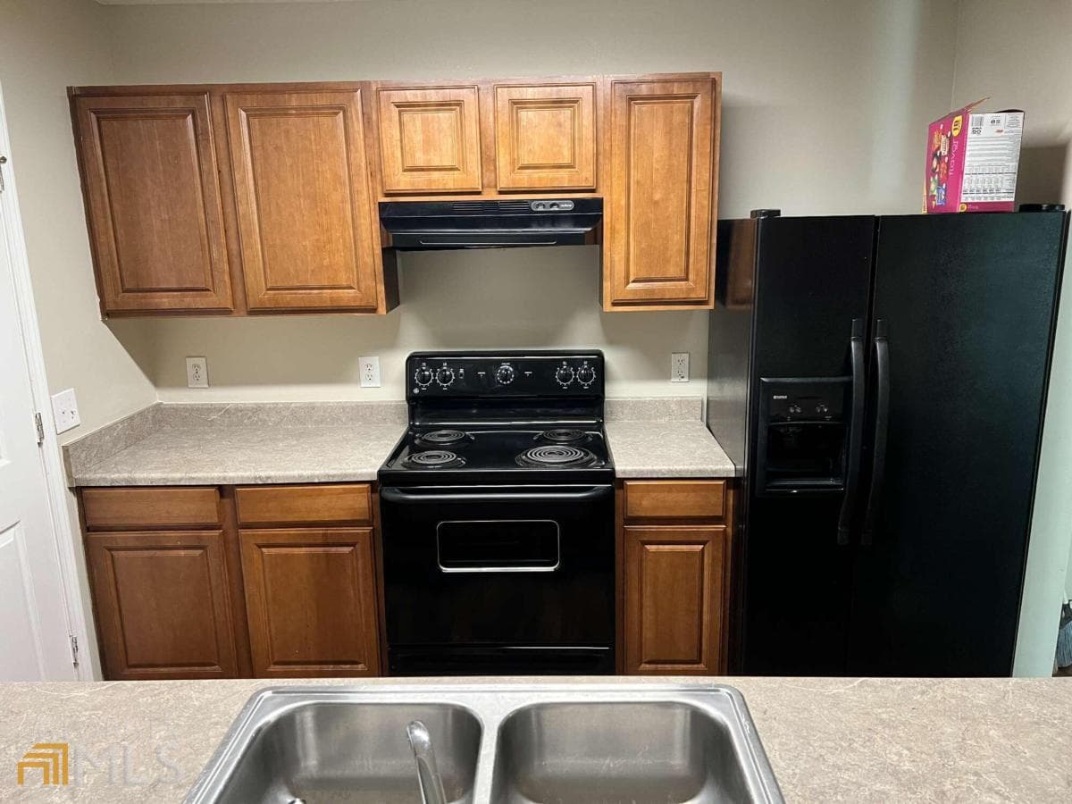 3 bedroom, 2 bathroom, 1,292 sq ft condominium for rent at 13101 Fairington Ridge Circle 101, Lithonia, GA 30038 for $1,450 a month — photo 10