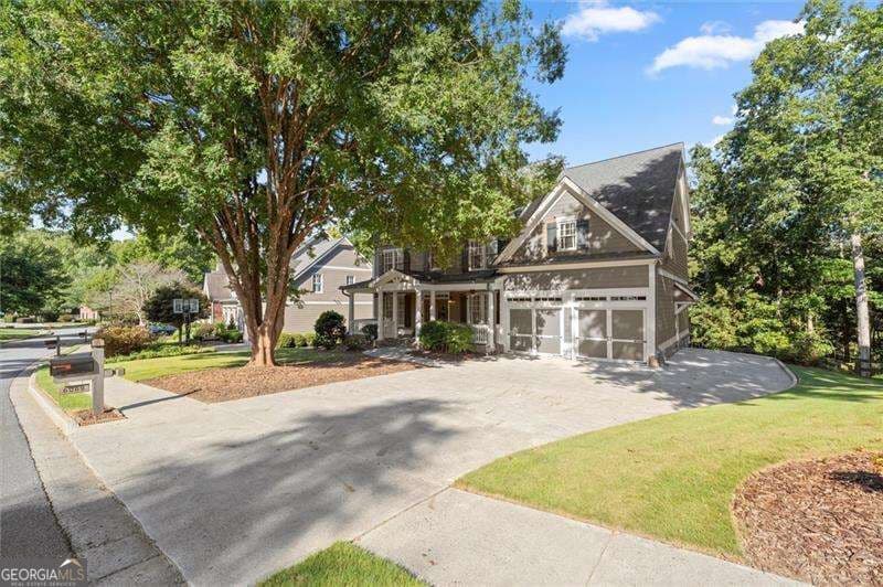 5 bedroom, 5 bathroom, 4,615 sq ft single family residence for sale at 6069 Grand Loop Road, Sugar Hill, GA 30518 — photo 4