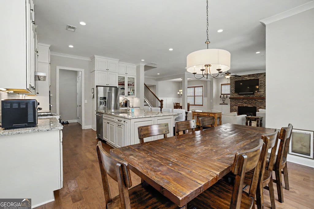 6 bedroom, 5 bathroom, 4,023 sq ft single family residence for sale at 108 Bandon Way, Peachtree City, GA 30269 — photo 9