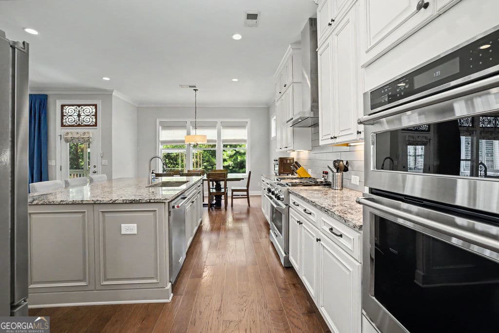 6 bedroom, 5 bathroom, 4,023 sq ft single family residence for sale at 108 Bandon Way, Peachtree City, GA 30269 — photo 10