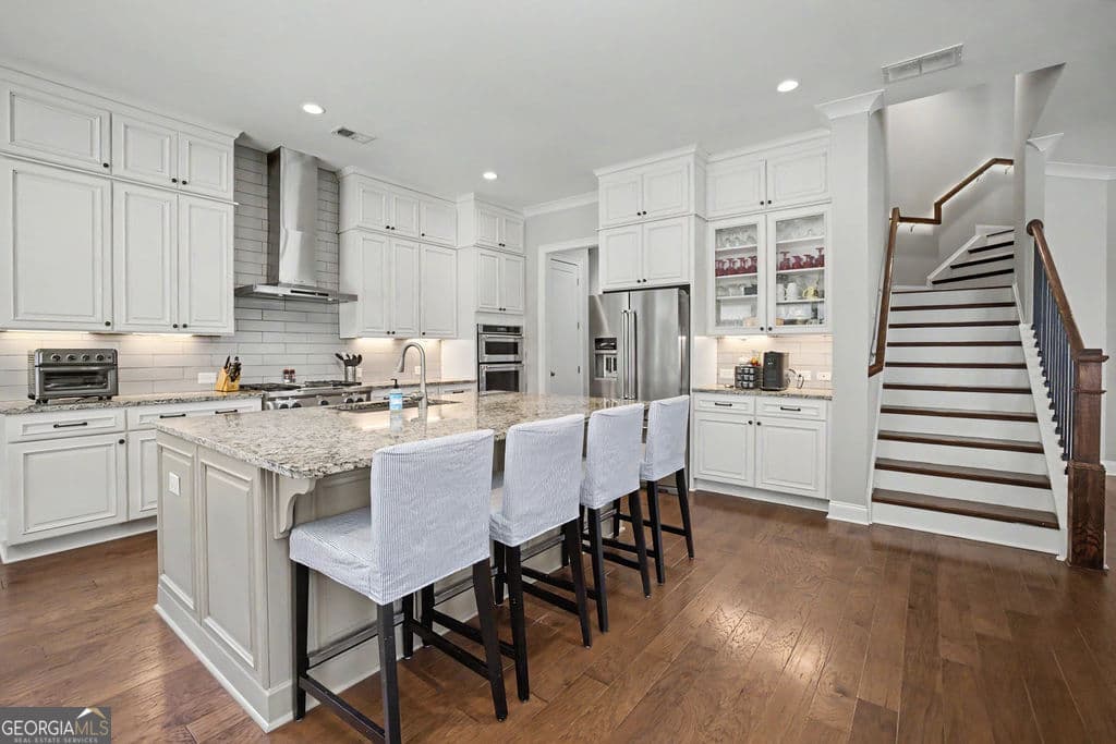 6 bedroom, 5 bathroom, 4,023 sq ft single family residence for sale at 108 Bandon Way, Peachtree City, GA 30269 — photo 8