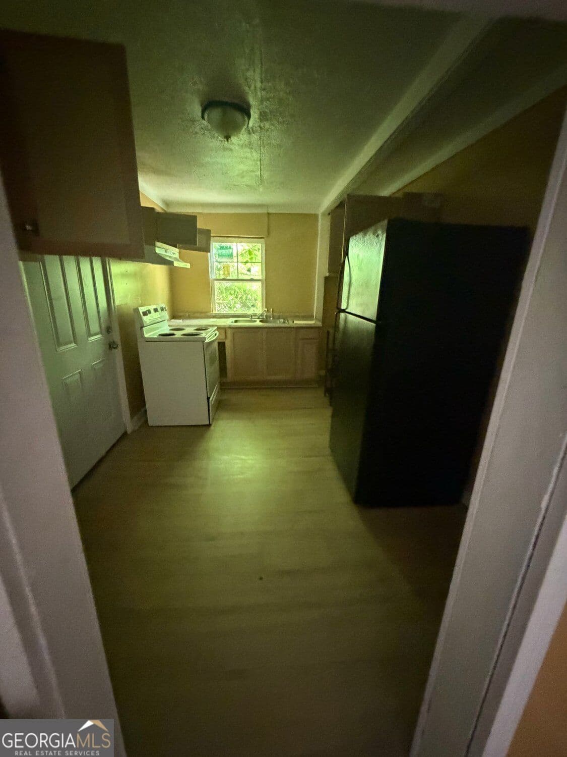 2 bedroom, 1 bathroom, 1,203 sq ft single family residence for sale at 301 Johnson Street, Lagrange, GA 30241 — photo 3