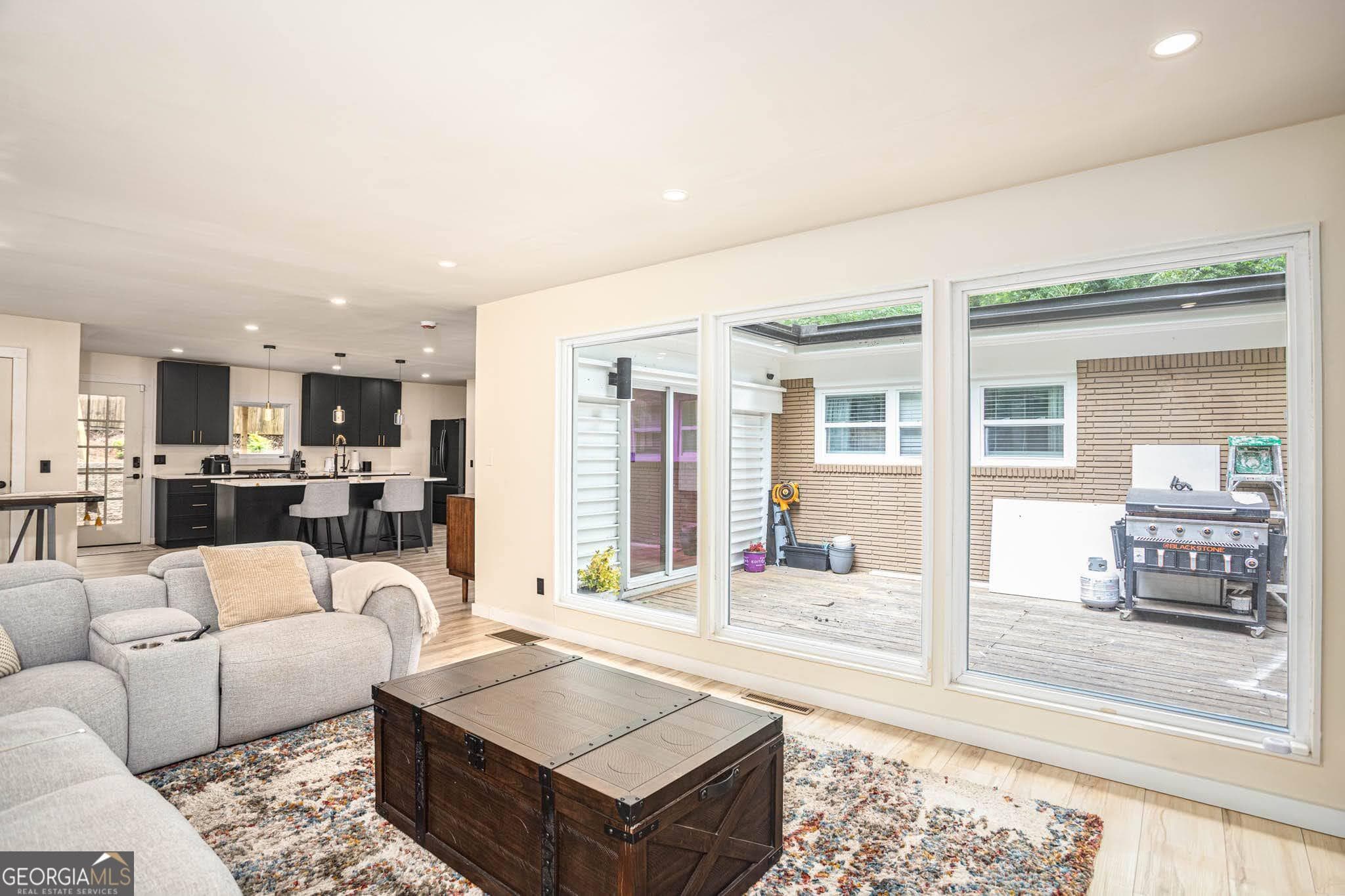 3 bedroom, 3 bathroom, 1,875 sq ft single family residence for sale at 2781 Rollingwood Lane, Atlanta, GA 30316 — photo 8