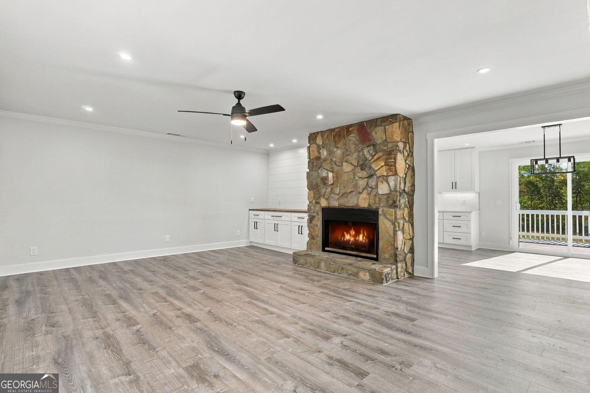 5 bedroom, 4 bathroom, 3,423 sq ft single family residence for sale at 988 Henry Scott Road, Ball Ground, GA 30107 — photo 4