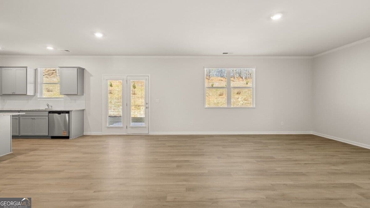 5 bedroom, 4.5 bathroom, 3,423 sq ft single family residence for sale at 312 Duckweed Drive, Villa Rica, GA 30180 — photo 8
