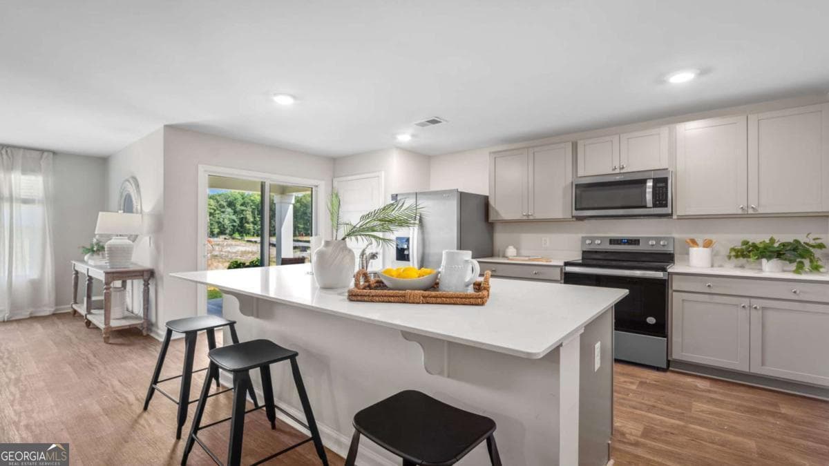 3 bedroom, 2 bathroom, 1,475 sq ft single family residence for sale at 134 Hollingsworth Loop, Statesboro, GA 30461 — photo 9