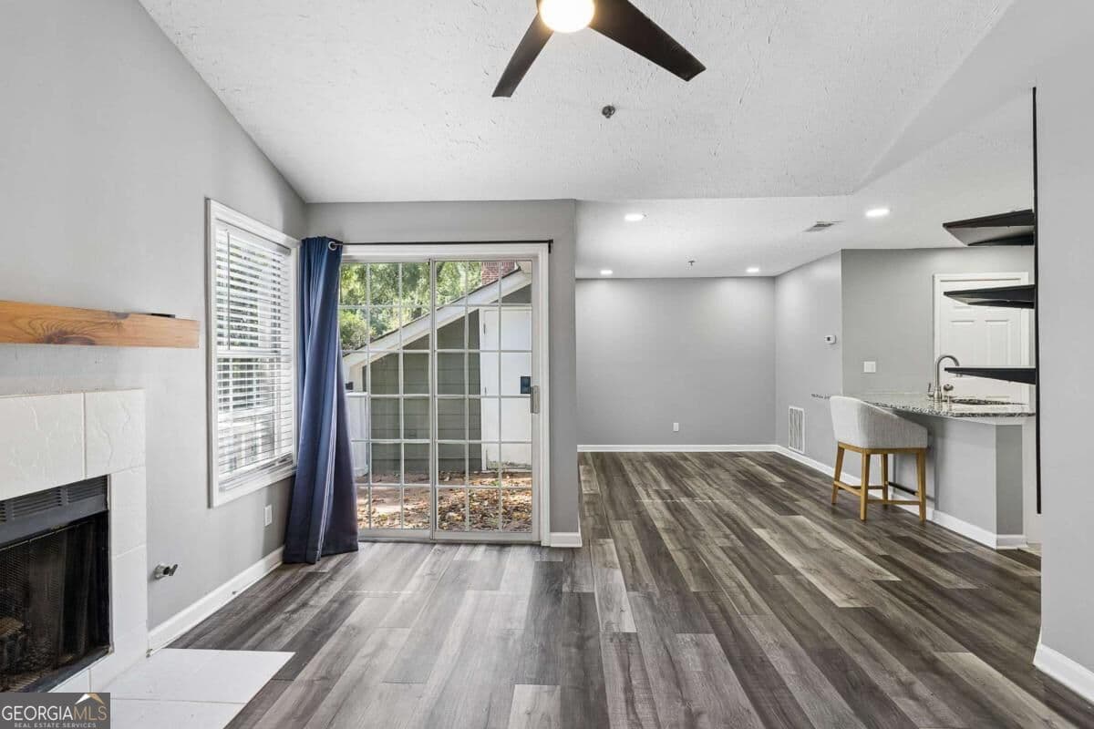 1 bedroom, 1 bathroom, 785 sq ft condominium for sale at 2178 River Heights Court, Marietta, GA 30067 — photo 7