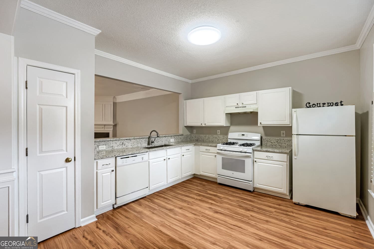 3 bedroom, 2.5 bathroom, 1,428 sq ft townhouse for rent at 5225 Reps Trace, Norcross, GA 30071 for $2,100 a month — photo 2