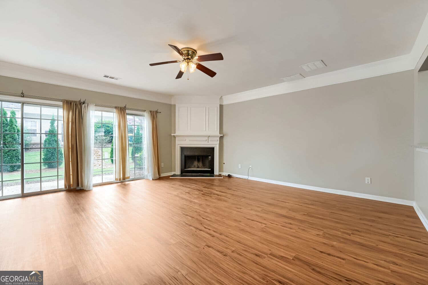 3 bedroom, 2.5 bathroom, 1,428 sq ft townhouse for rent at 5225 Reps Trace, Norcross, GA 30071 for $2,100 a month — photo 4